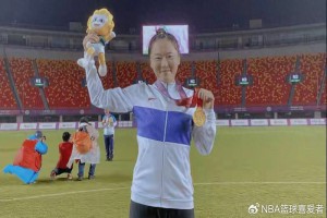 29岁女足前锋再闯欧洲，这次她赌上的是世界杯门票